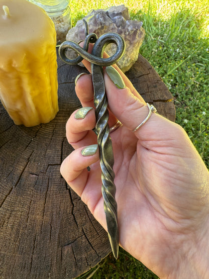 Twisted Loop Candle Scribe